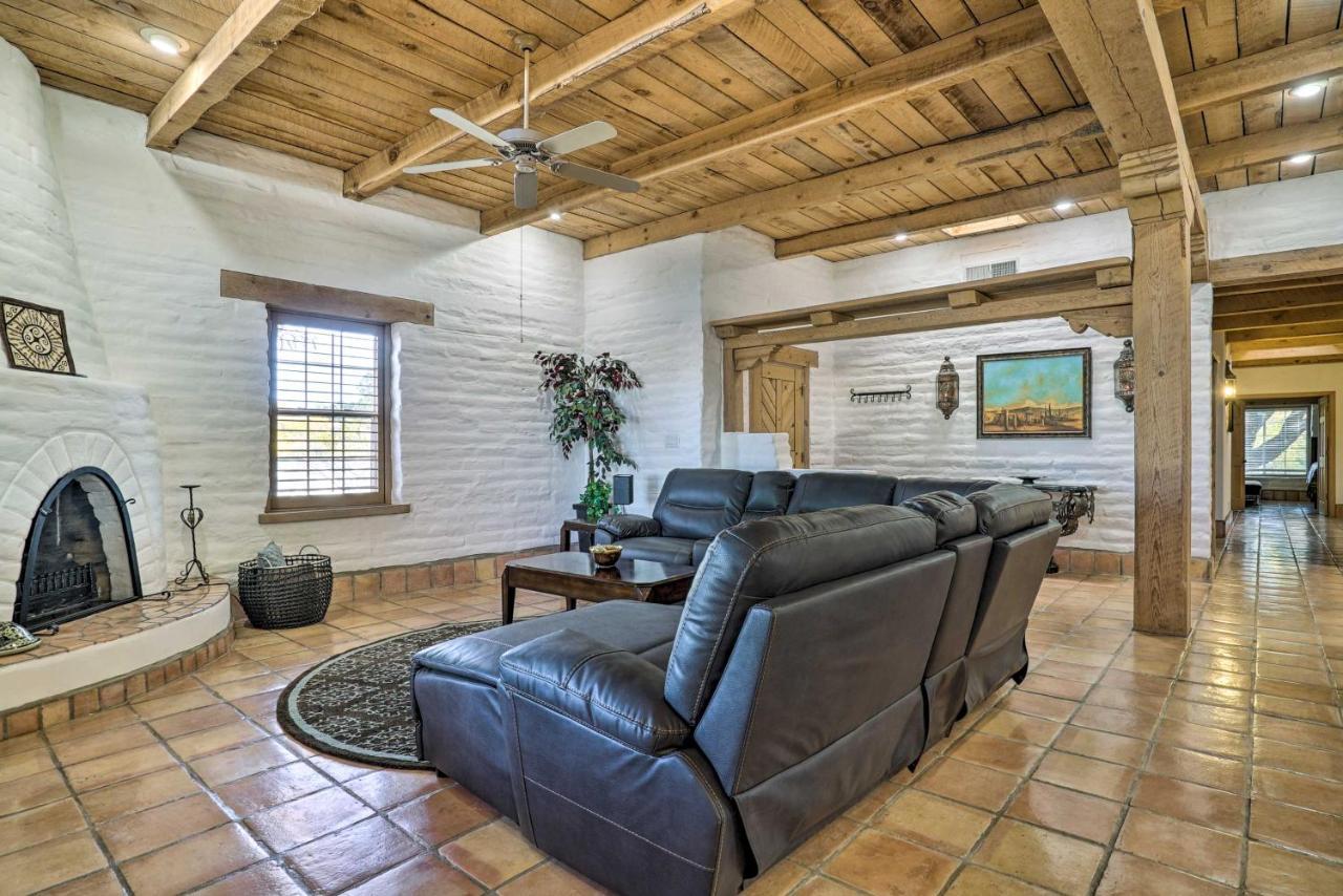 Las Cruces Home La Casa Blanca With Courtyard Eksteriør bilde
