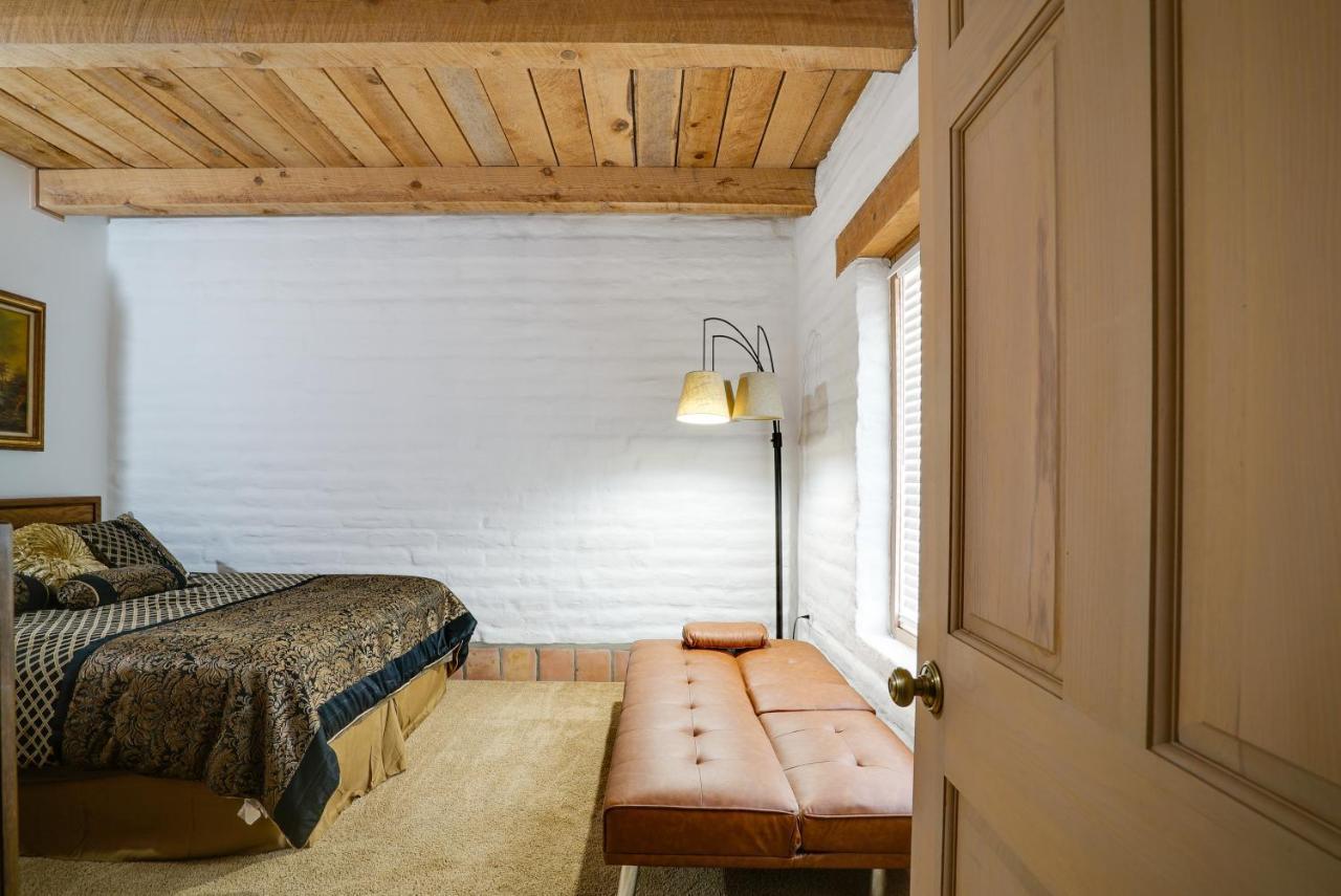 Las Cruces Home La Casa Blanca With Courtyard Eksteriør bilde